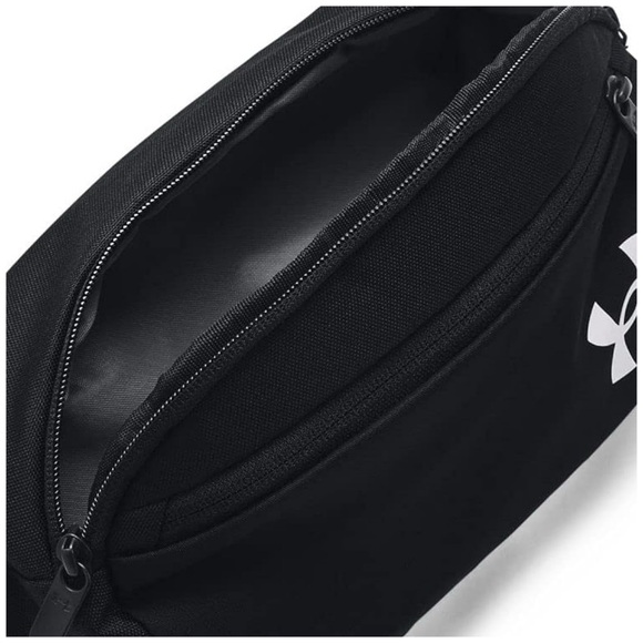 Under Armour • Under Armour Flex Waist Bag - Picture 2 of 5